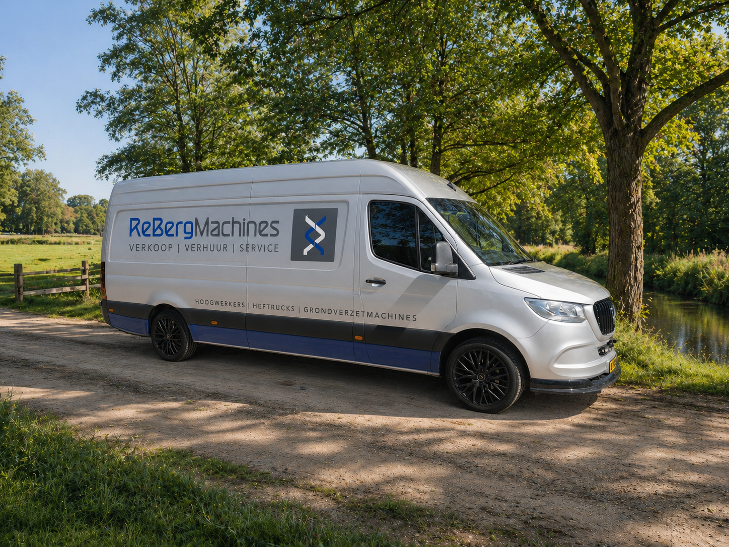 Reberg Machines Bus
